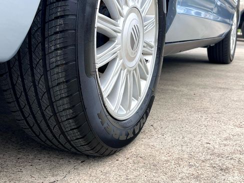 Used 2009 Mercury Grand Marquis LS image 17