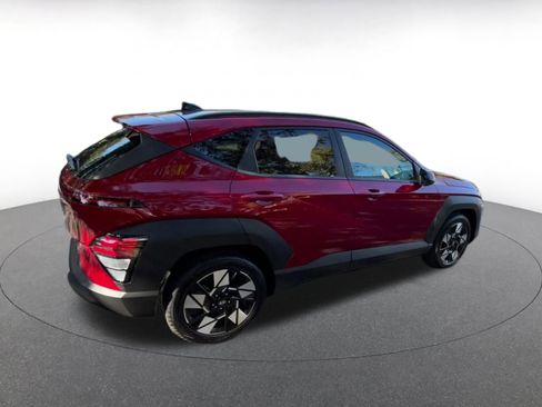 Used 2025 Hyundai Kona SEL image 12
