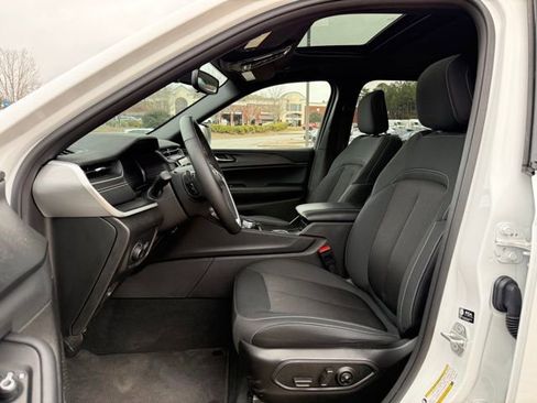 Certified 2024 Jeep Grand Cherokee Laredo X w/ Luxury Tech Group I image 13