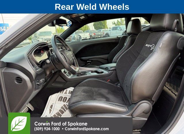 Used 2022 Dodge Challenger SRT Hellcat w/ Plus Package RWD image 2