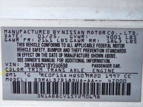 Used 2025 Nissan Sentra SV FWD image 19