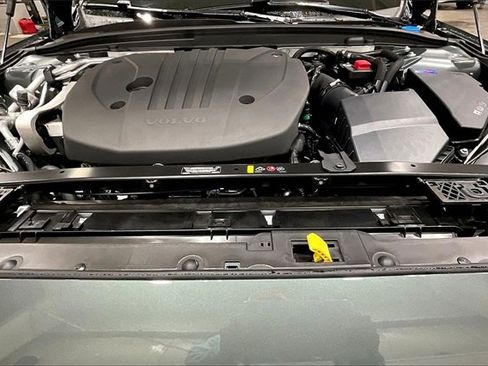 New 2026 Volvo V60 B5 Cross Country Ultra w/ Climate Package image 13