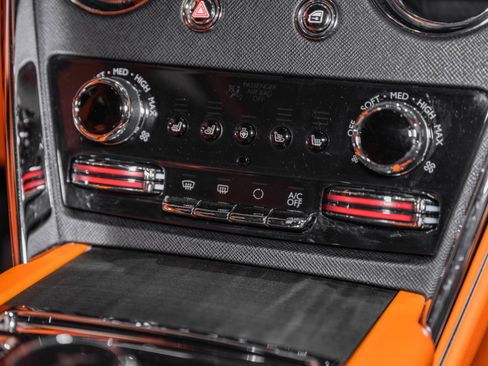 Used 2020 Rolls-Royce Cullinan image 45