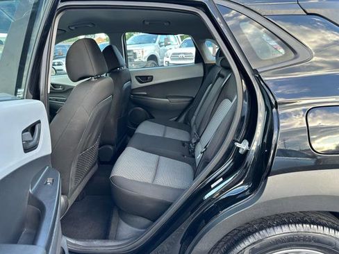 Used 2020 Hyundai Kona SE image 12