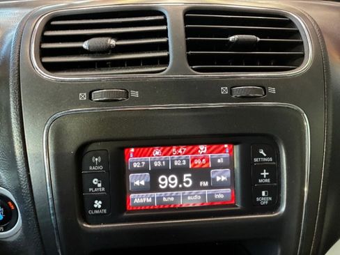 Used 2018 Dodge Journey SE w/ Blacktop Package image 25