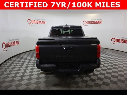 Used 2025 Toyota Tacoma TRD Sport w/ TRD Sport Premium Package image 6