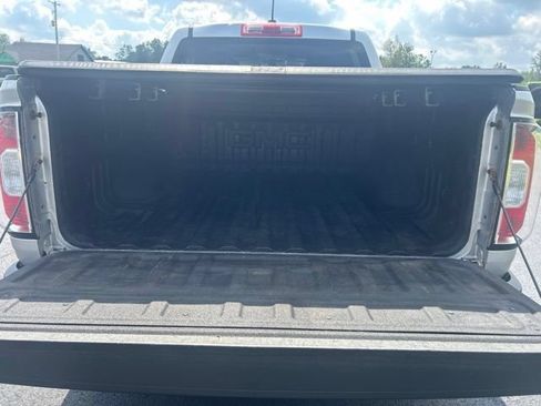 Used 2015 GMC Canyon SLE AWD/4WD image 14