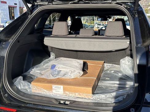 New 2025 Toyota RAV4 SE image 26