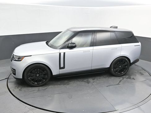 Used 2024 Land Rover Range Rover SE AWD/4WD image 34