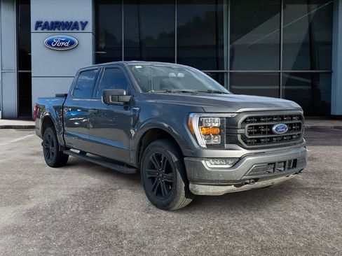 Used 2022 Ford F150 XLT w/ Equipment Group 302A High image 3