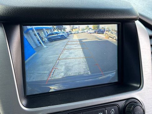 Used 2019 GMC Yukon SLT image 27