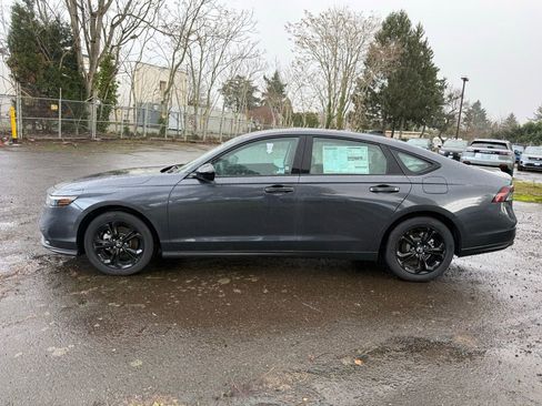 New 2025 Honda Accord SE image 5