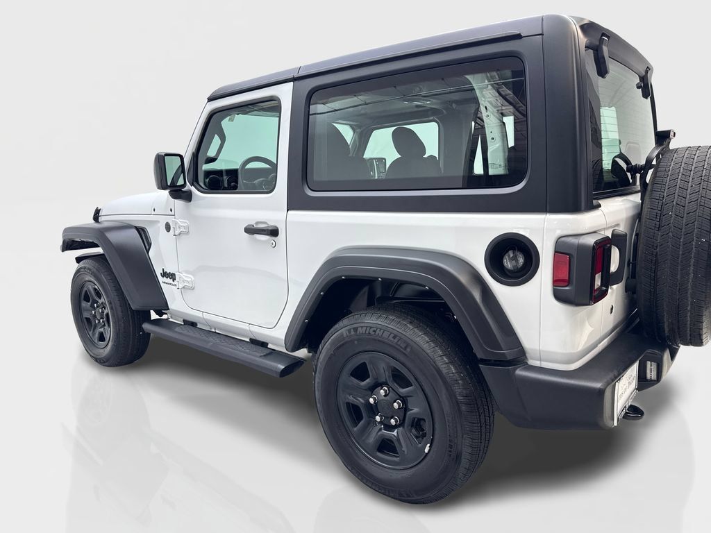 Used 2022 Jeep Wrangler Sport AWD/4WD image 15