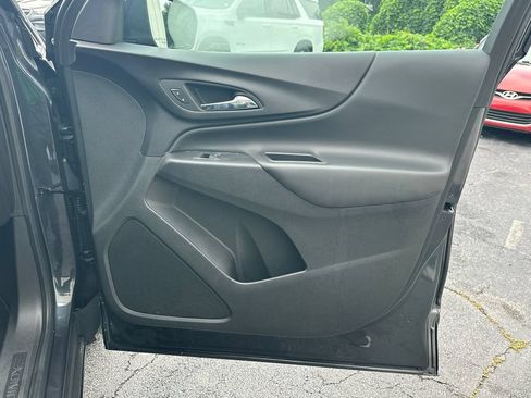 Used 2022 Chevrolet Equinox LT FWD image 15