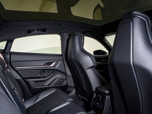 New 2025 Porsche Taycan Turbo image 15