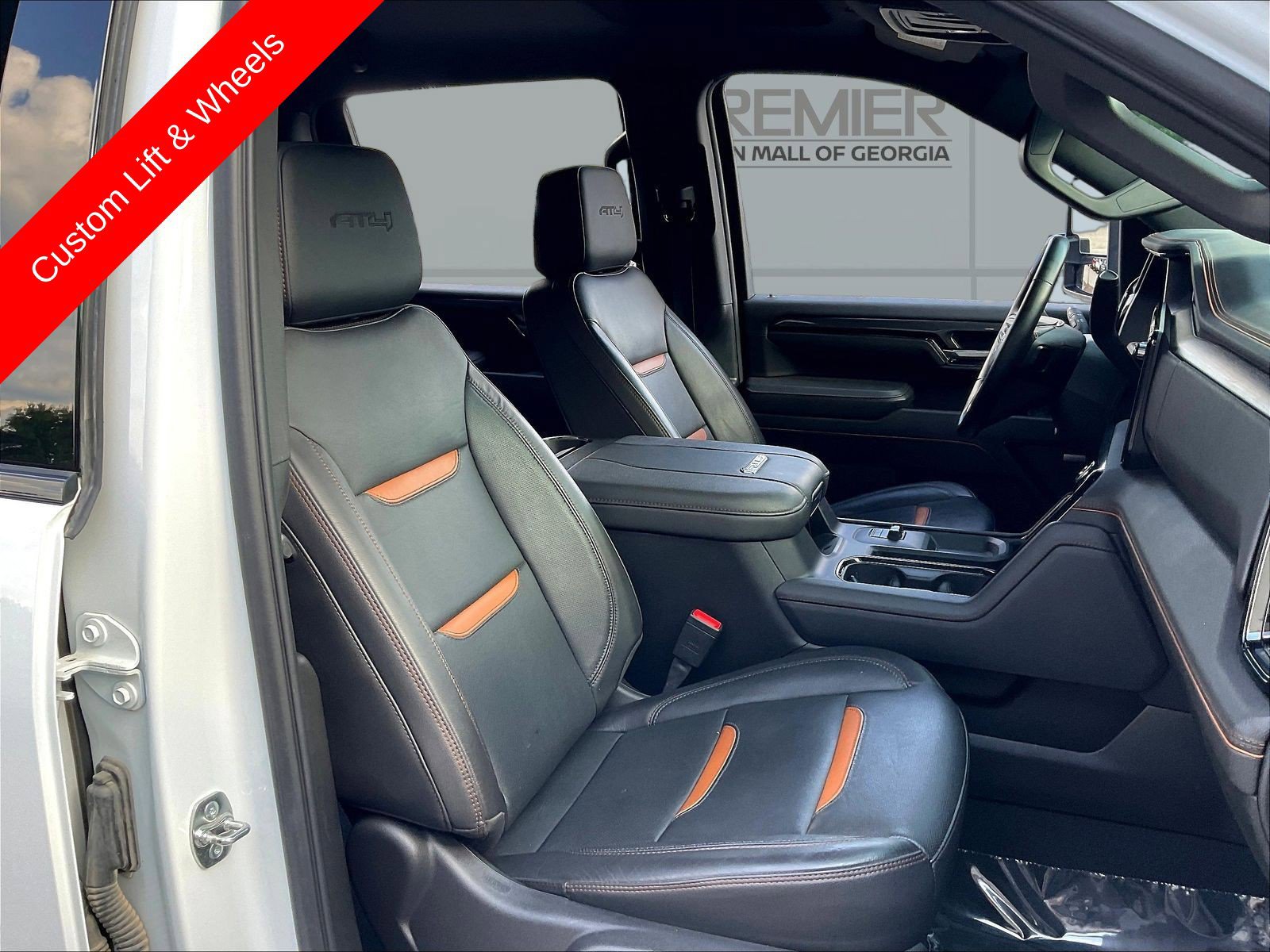 Used 2025 GMC Sierra 2500 AT4 AWD/4WD image 32