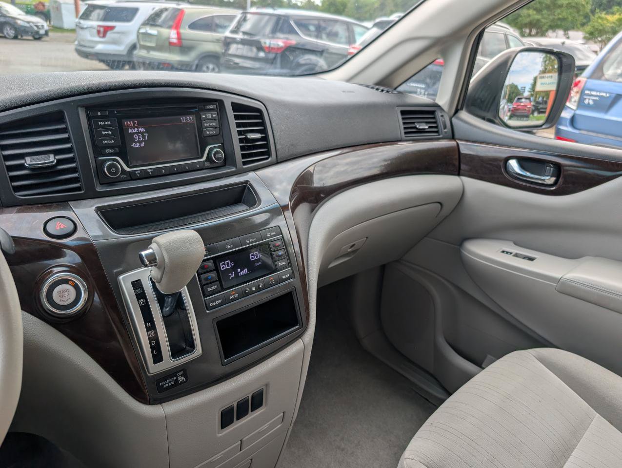 Used 2017 Nissan Quest SV FWD image 23