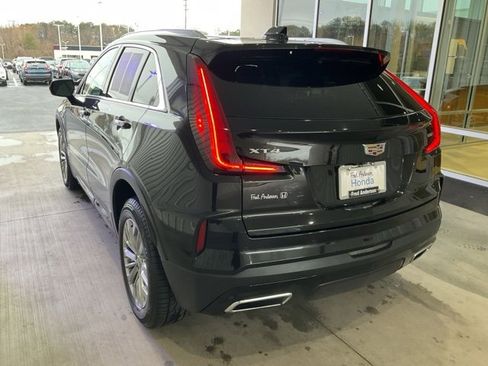 Used 2024 Cadillac XT4 Premium Luxury image 22