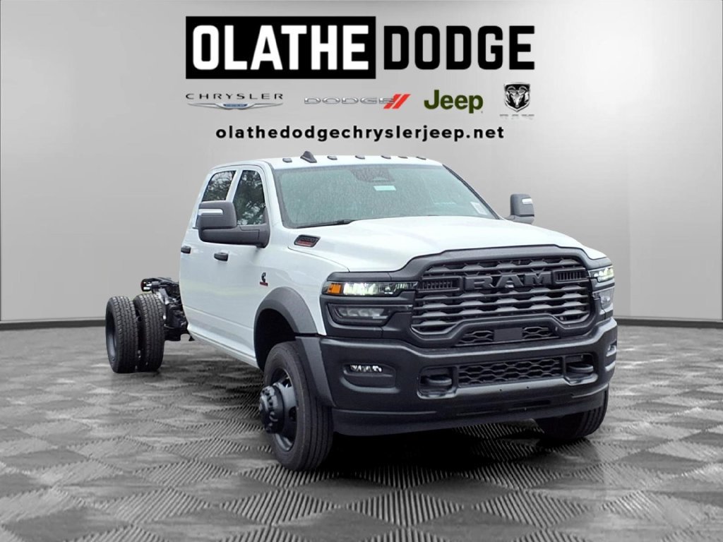 New 2026 RAM 5500 Tradesman AWD/4WD image 29