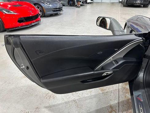 Used 2016 Chevrolet Corvette Stingray Coupe RWD image 14