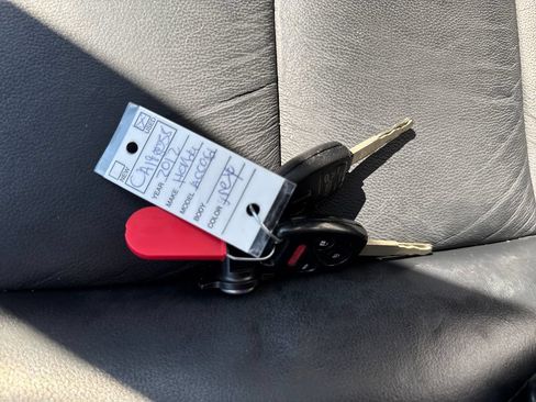 Used 2012 Honda Accord SE image 36
