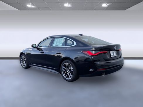 Used 2025 BMW 430i w/ Parking Assistance Package image 3