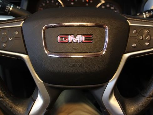 Used 2023 GMC Acadia SLE w/ Trailering Package image 23