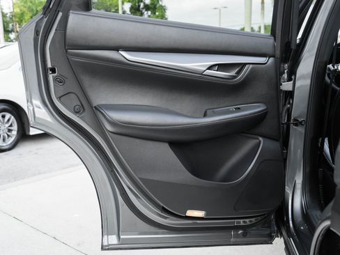 Used 2025 INFINITI QX55 Luxe w/ Accent Package image 28