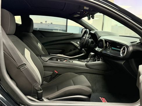 Used 2019 Chevrolet Camaro SS image 17