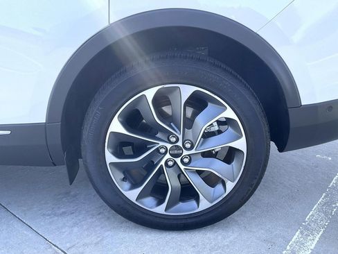Used 2023 Lincoln Nautilus Reserve w/ Equipment Group 201A AWD/4WD image 22