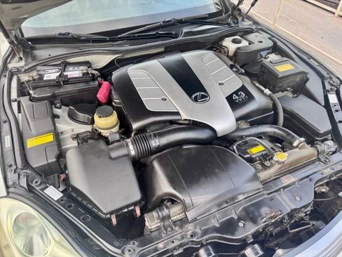 Used 2002 Lexus SC 430 Convertible image 24