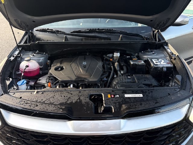 Certified 2024 Kia Sportage EX FWD image 24