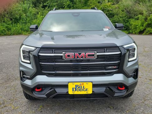 New 2027 GMC Terrain AT4 w/ Convenience Package III AWD/4WD image 10