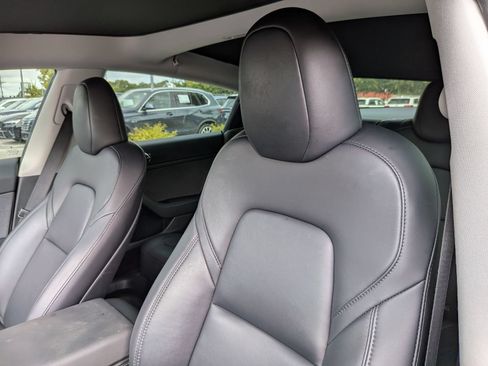 Used 2023 Tesla Model 3 Standard Range RWD image 15