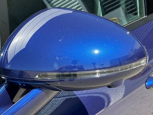 Used 2024 Porsche Macan image 40