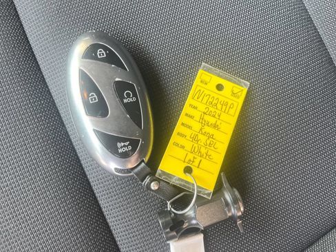 Used 2024 Hyundai Kona SEL FWD image 27