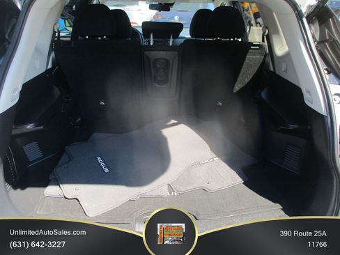 Used 2019 Nissan Rogue SV AWD/4WD image 12