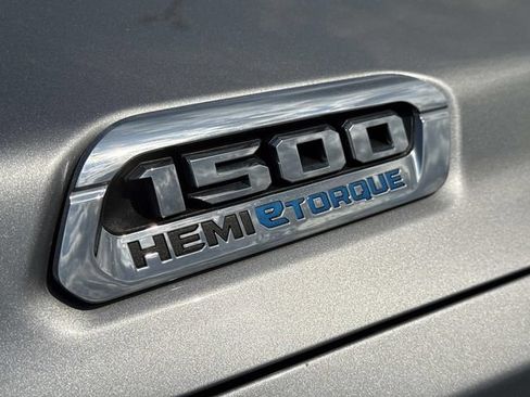 Used 2024 RAM 1500 Big Horn AWD/4WD image 35