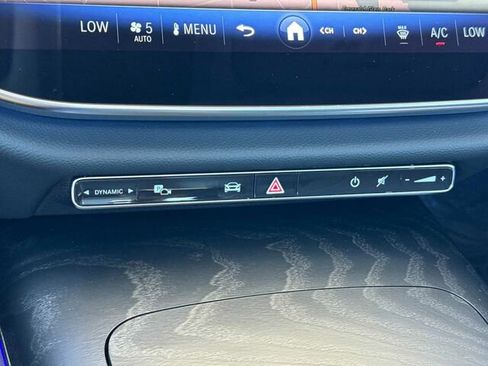 Used 2025 Mercedes-Benz E 350 Sedan image 25