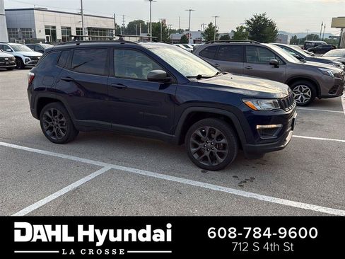 Used 2021 Jeep Compass Latitude AWD/4WD image 1