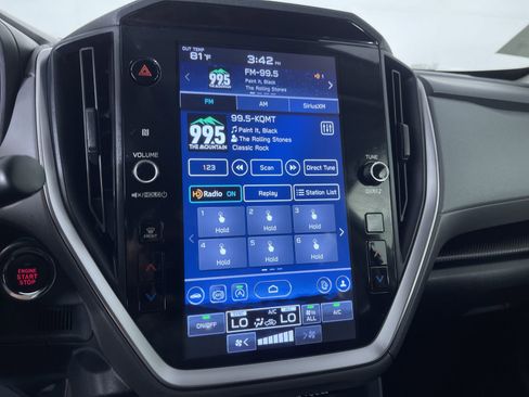 Used 2024 Subaru Crosstrek 2.0i Premium w/ Crosstrek Mirror Package image 18