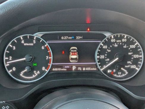 Used 2024 Nissan Rogue SV image 11