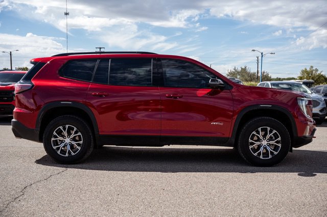 Used 2025 GMC Acadia AT4 AWD/4WD image 4