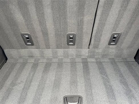 Used 2022 Chevrolet Tahoe LT w/ Luxury Package image 17