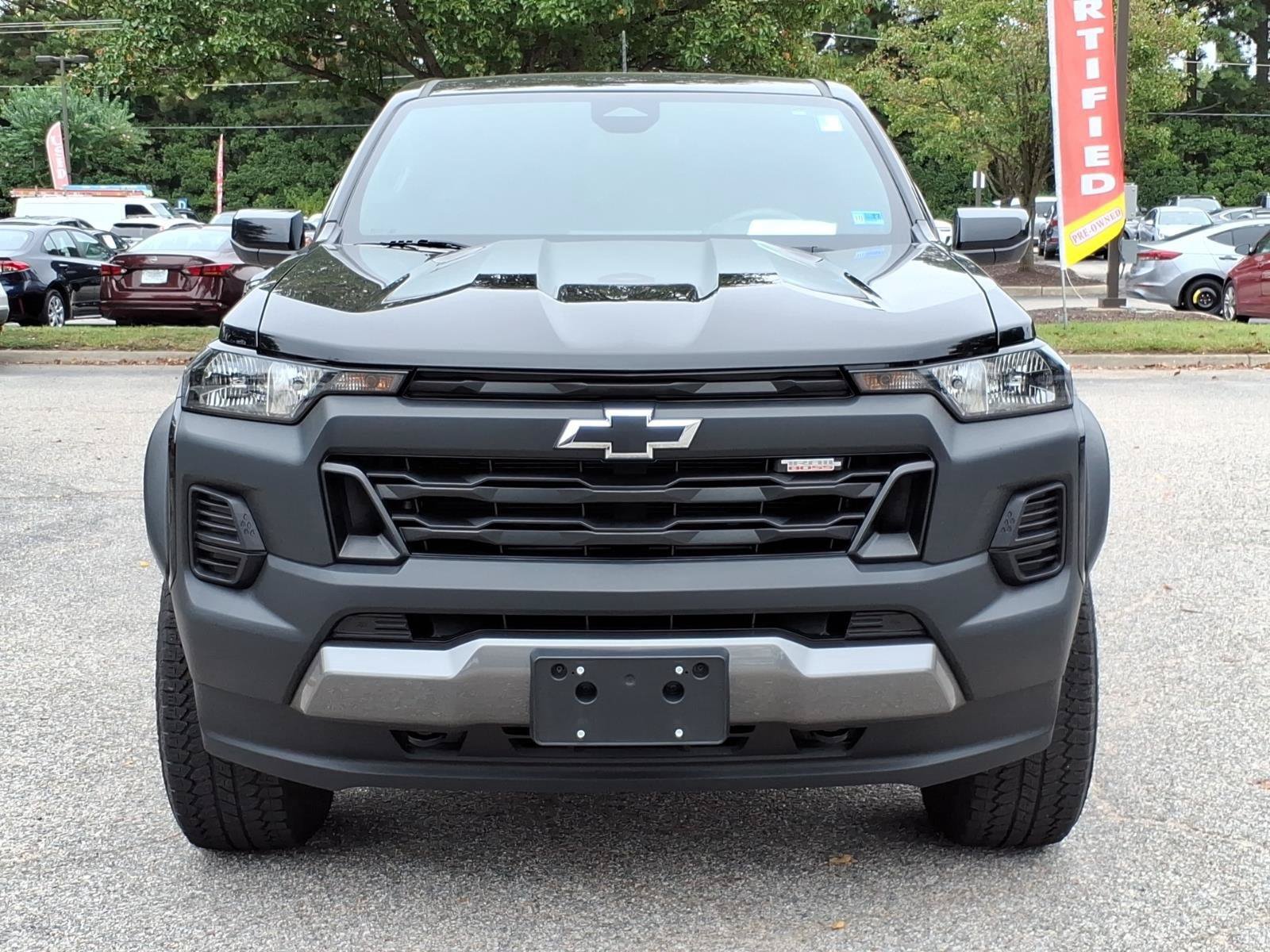 Used 2023 Chevrolet Colorado Trail Boss w/ Safety Package AWD/4WD image 2