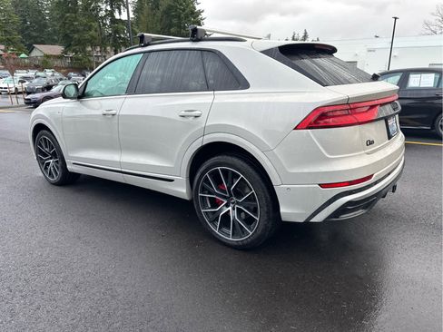 Used 2021 Audi Q8 Premium Plus w/ Premium Plus Package image 4