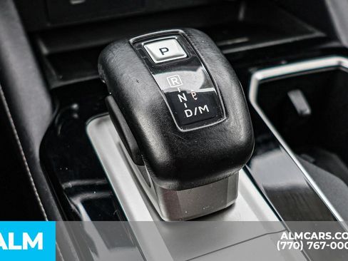 Used 2025 Mitsubishi Outlander SE FWD image 46