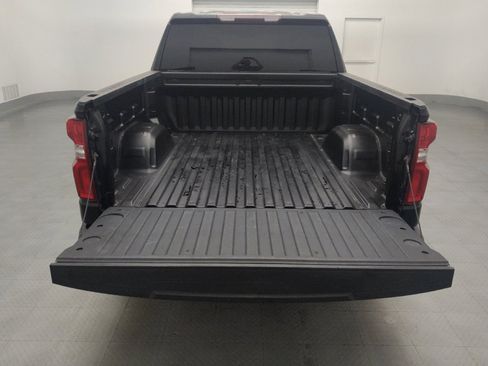 Used 2020 Chevrolet Silverado 1500 Custom w/ Custom Convenience Package AWD/4WD image 29