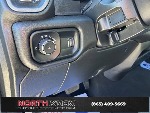 Used 2024 RAM 3500 Tradesman w/ Chrome Appearance Group image 7