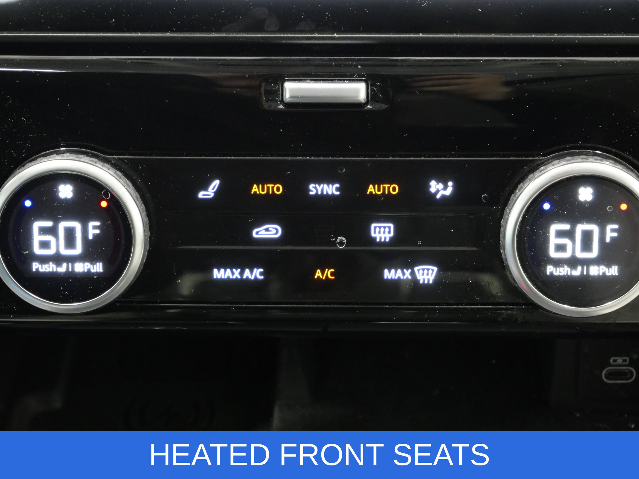 Used 2025 Land Rover Discovery S AWD/4WD image 19